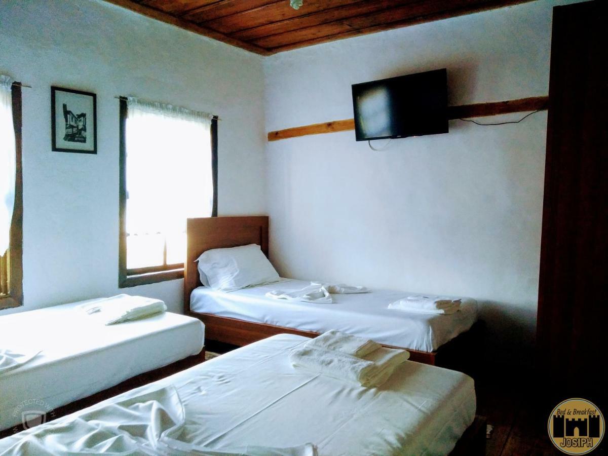 Bed & Breakfast Josiph Berat Kültér fotó