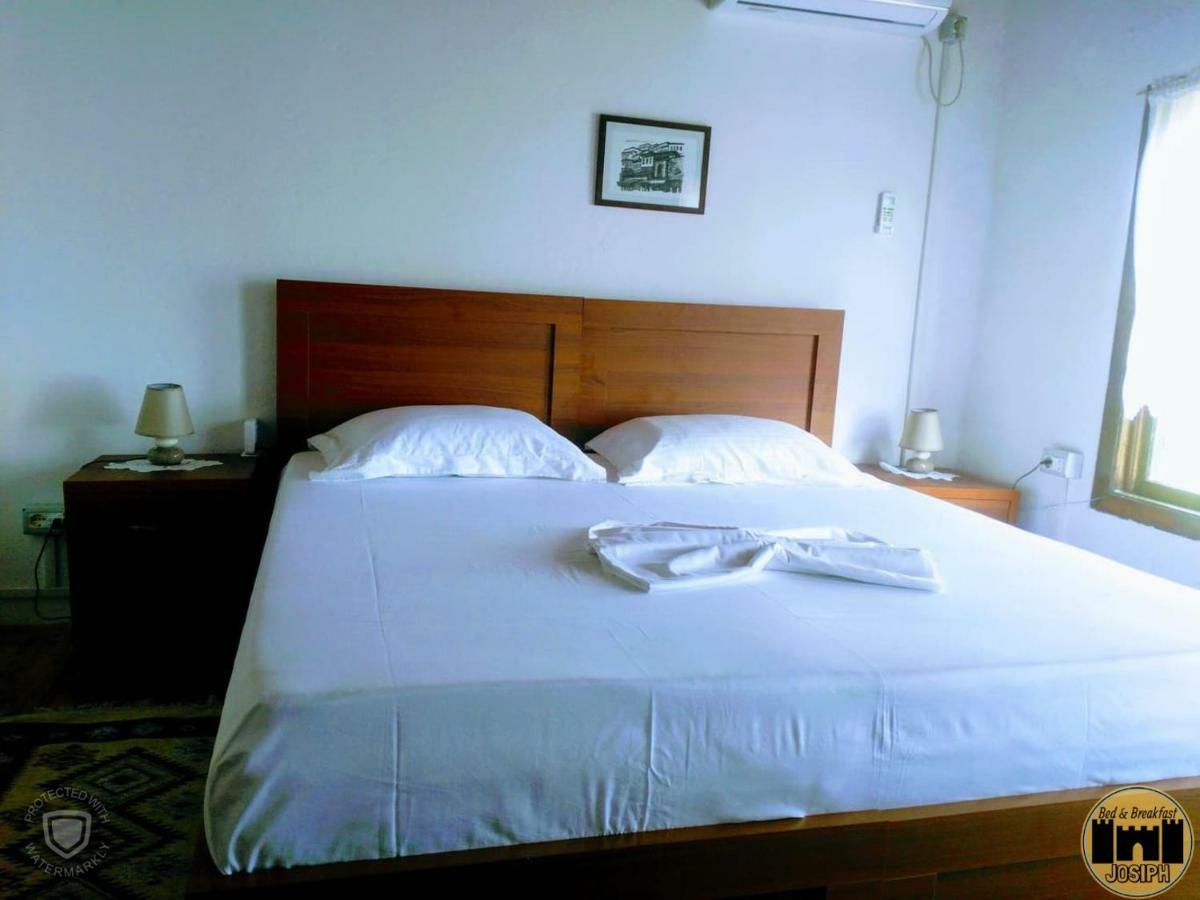 Bed & Breakfast Josiph Berat Kültér fotó